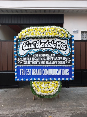 Papan Bunga Duka di Kosiwo